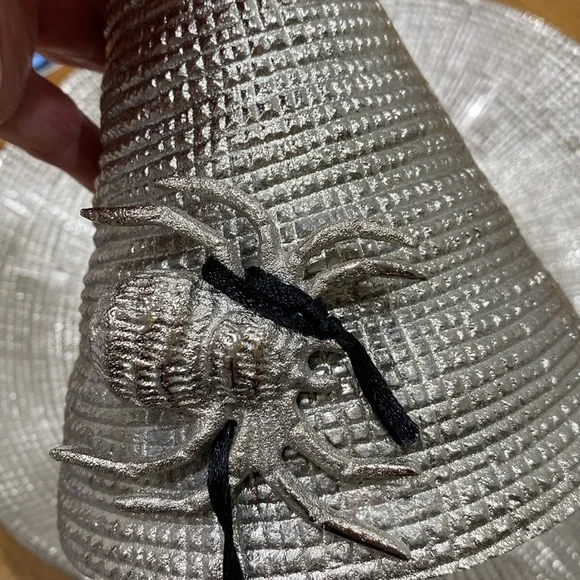 NWT.  Broomstick Blvd., witche’s hat, metal, chip and dip tray. - Picture 10 of 15